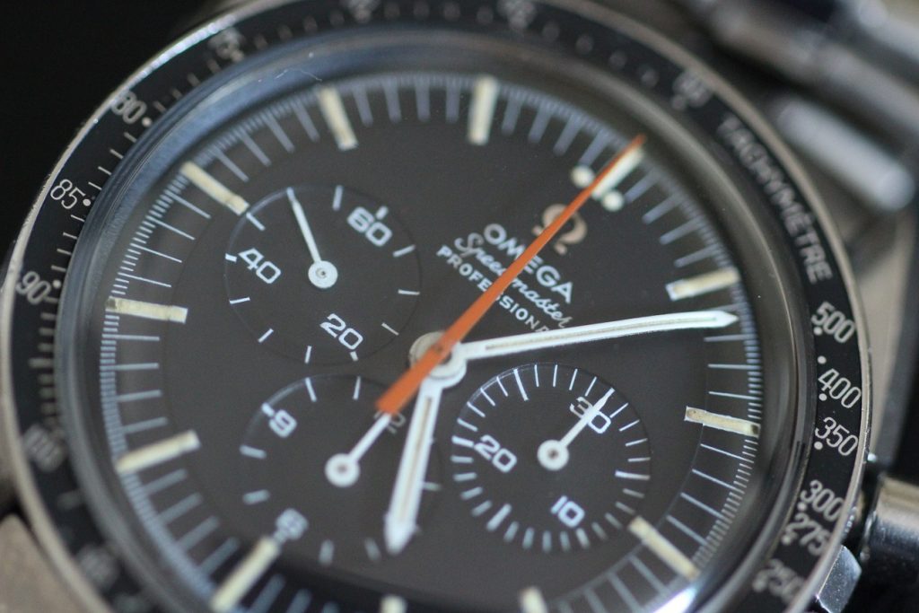 Replique-Omega-Speedmaster-@