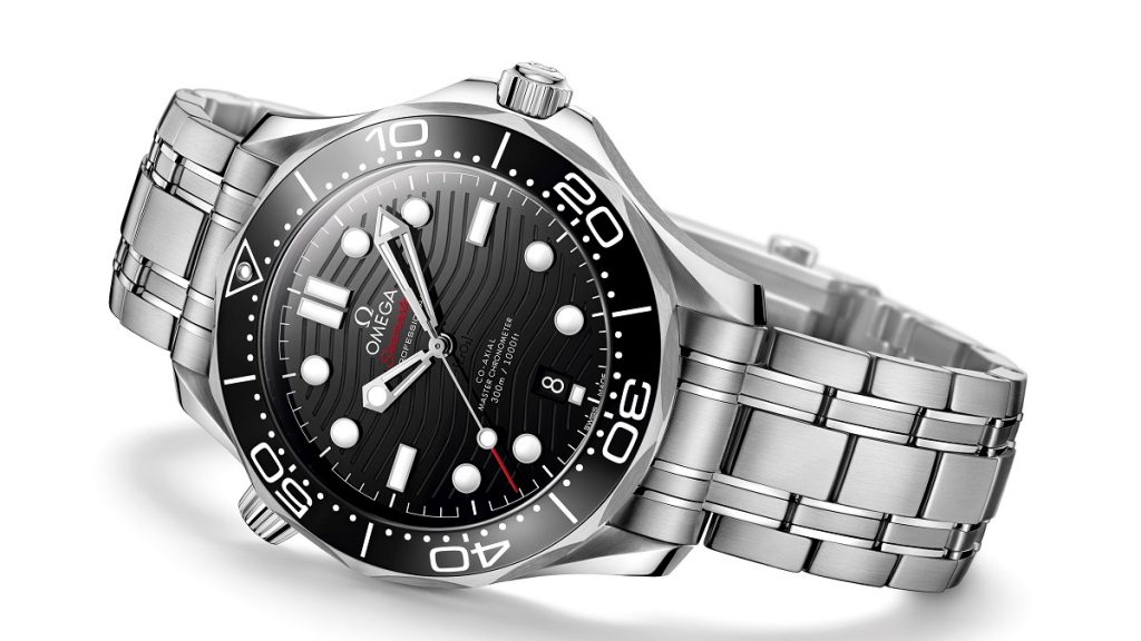 Replique-Omega-seamaster-professionnel-plongeur-300m-42mm-montre-07